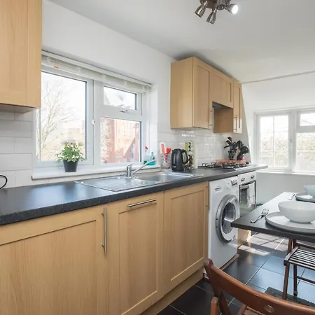 Pass The Keys Comfy Flat By Oval Cricket Club Apartment London Exterior photo
